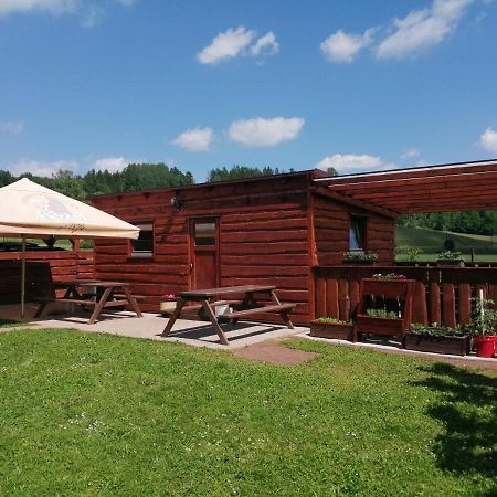 Ubytovani 67 Kuncice nad Labem Exterior photo